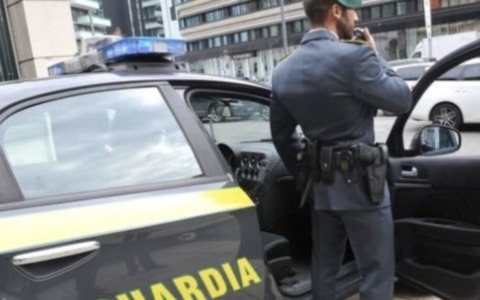 ‘Ndrangheta: confiscati ad un indiano intermediario beni e valori per circa un milione di euro