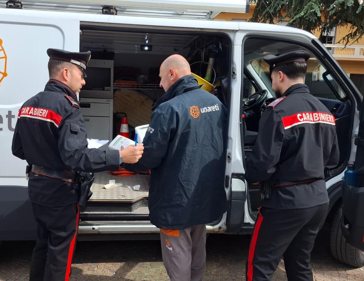 Prelievo abusivo di energia elettrica al campo nomadi: due denunciati