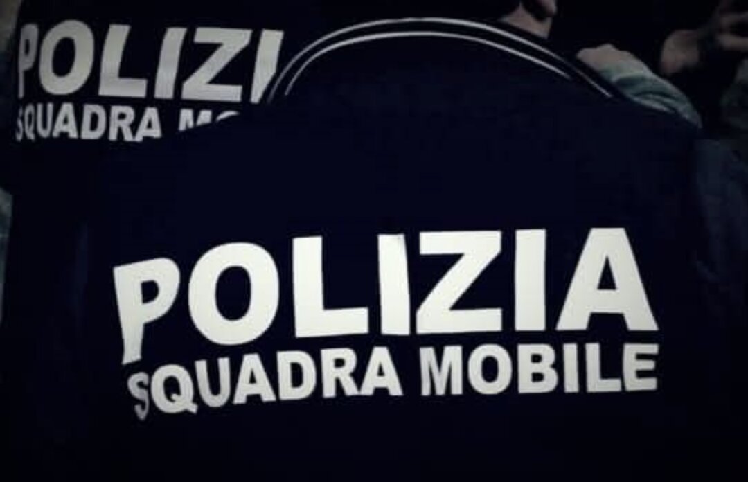 Rapina alla metro San Faustino: dopo la fuga all’estero arrestato latitante