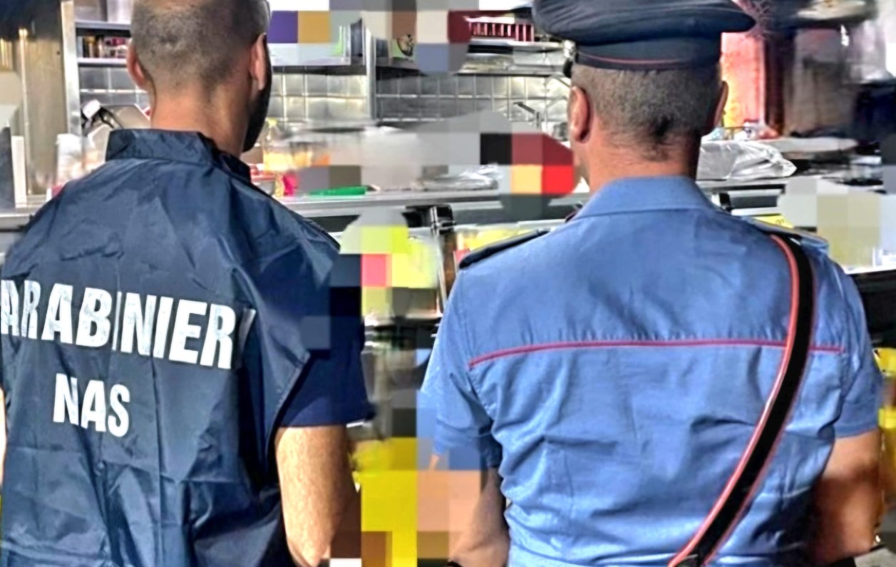 Multa da 6.500 euro: il titolare non aveva la licenza per lo svolgimento di spettacoli pubblici