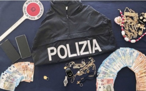 Si finge carabiniere, il complice un finto dipendente comunale: truffatore scoperto a Brescia