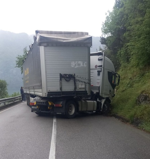 Viabilità bloccata sulla 237 del Caffaro tra Anfo e Bagolino