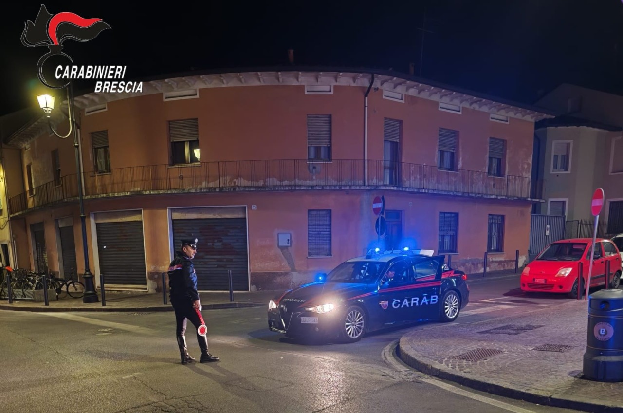 Via San Martino preda del degrado: “Siamo esasperati”