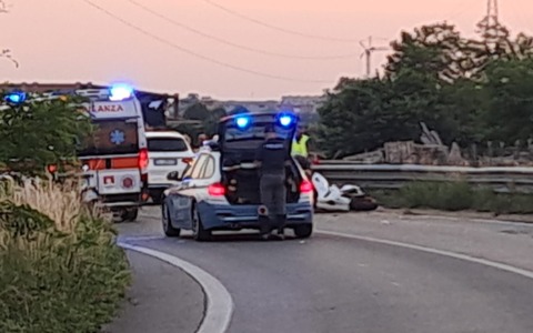 Schianto a Capriolo, un altro morto sulla curva “maledetta”: è un giovane motociclista