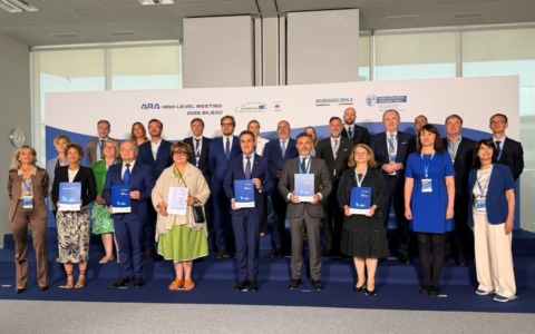 Automotive in crisi, Guidesi a Bilbao: “Rischio nuovi disoccupati in Europa”