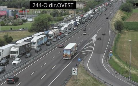 A4: incidente tra Peschiera e Desenzano del Garda, 10 chilometri di coda