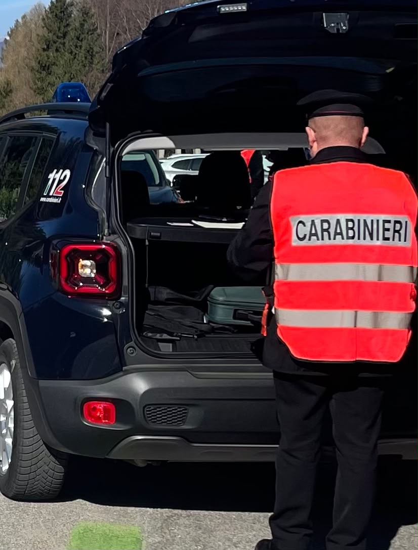 Artogne: aggredisce la compagna che lo denuncia, in carcere