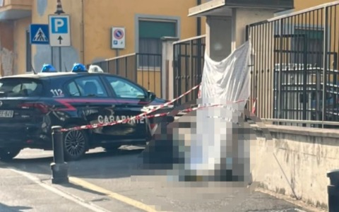 Chiari: si accascia al suolo per un malore improvviso, non c’è stato nulla da fare