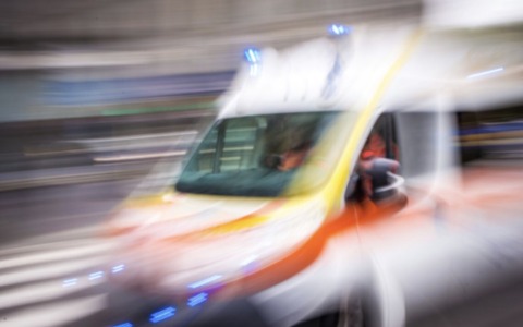 Corzano: operaio colpito dalle lamiere cadute dal camion che stava scaricando