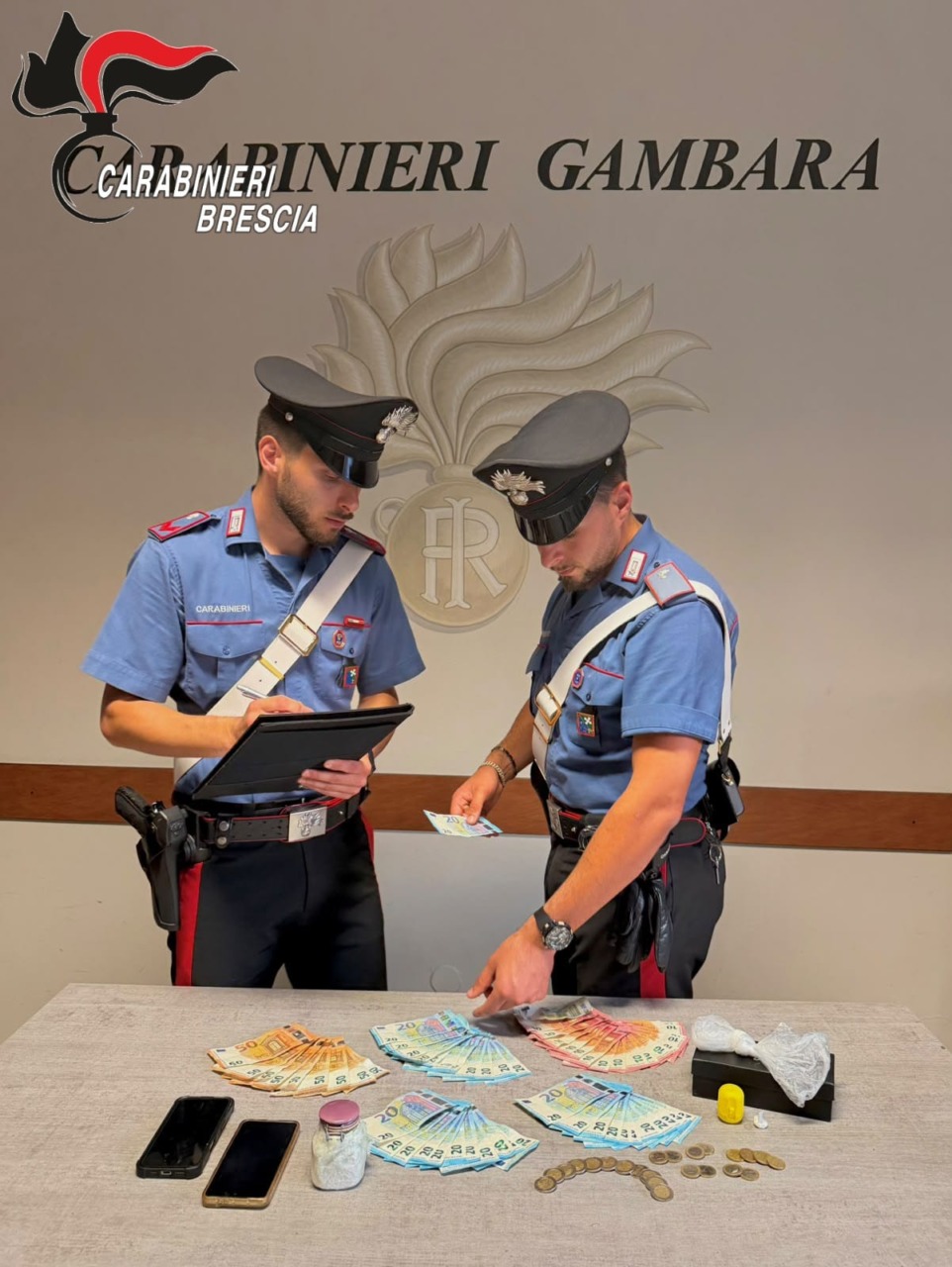 Pavone del Mella: 26enne beccato mentre cede droga, scattano le manette