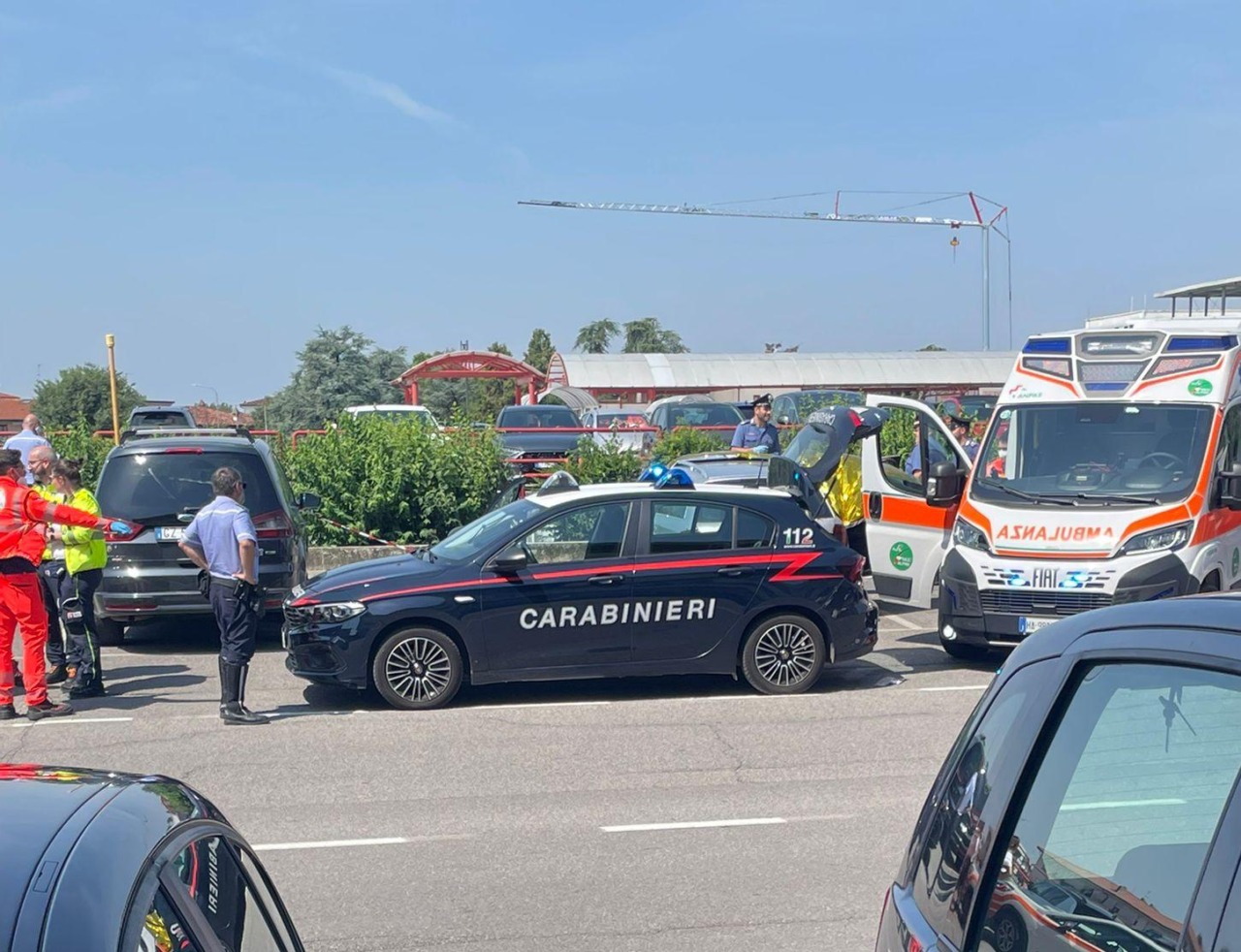 Rovato: uomo trovato morto in auto nel parcheggio di via Rudone