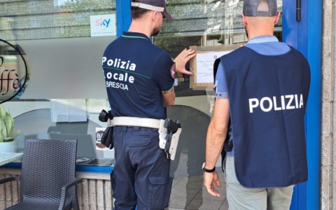 Spaccio di droga nel locale: chiuso l’Antico Caffè di via Zadei