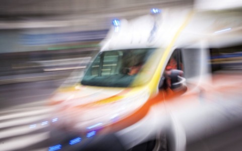 Verolanuova: frontale auto moto, grave un 23enne