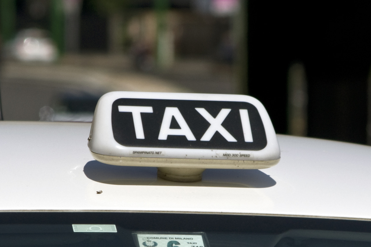 Taxi più ecologici, dalla Regione 1,6 milioni per rinnovare le vetture
