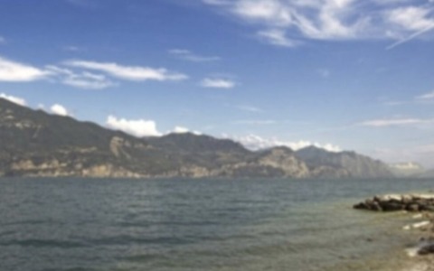 Allarme siccità per i laghi lombardi: si salva solo il Garda