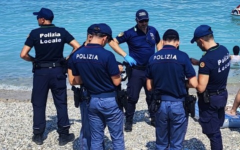 Desenzano del Garda: polizia sul territorio, 117 gli individui controllati