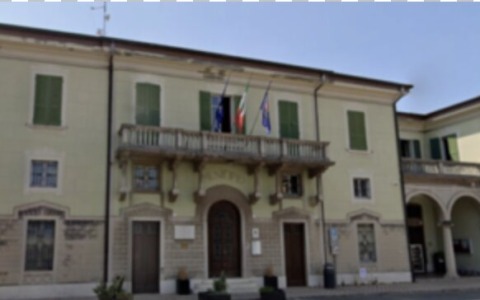 Il sindaco di Bagnolo scrive a Giorgia Meloni: «L’onorevole Cristina Almici ci fa la guerra»