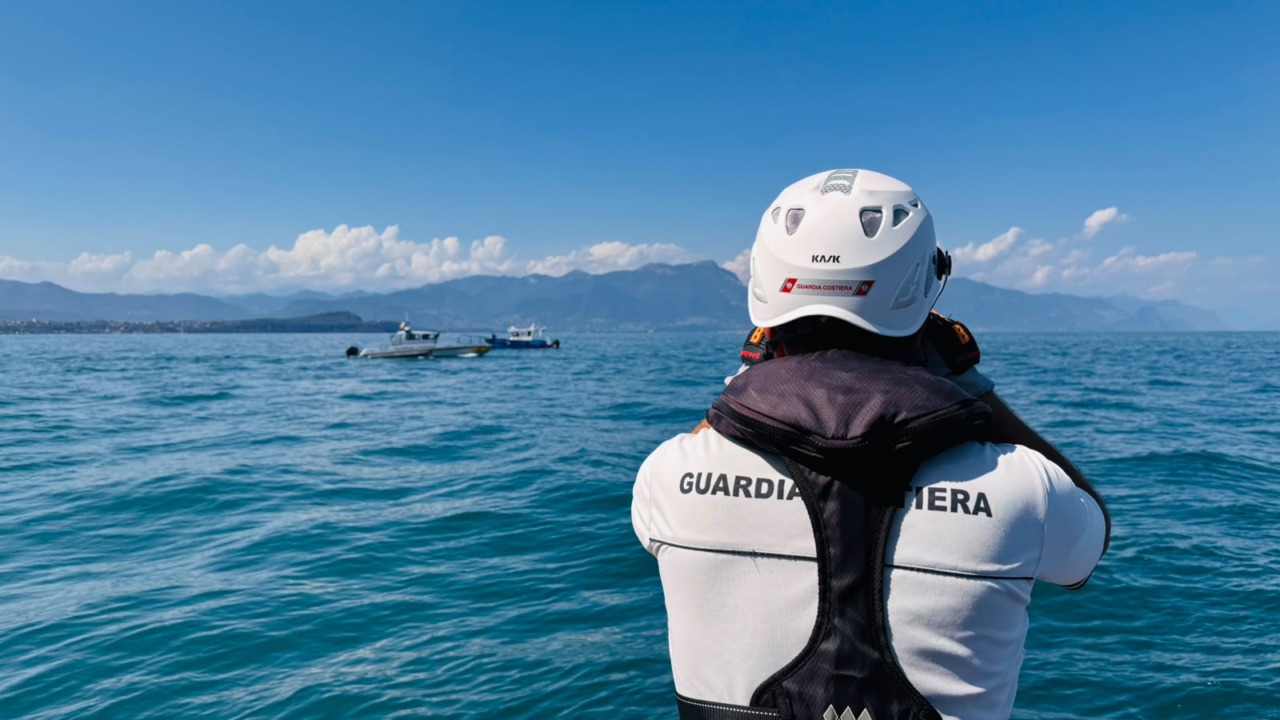 Lago di Garda: ritrovato il corpo del 29enne disperso nelle acque di Sirmione