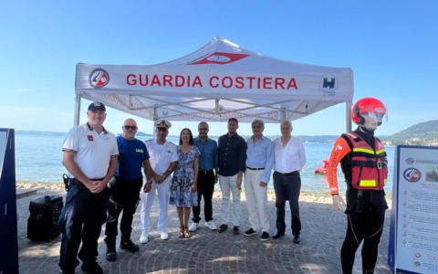 Toscolano Maderno, al Lido Azzurro l’iniziativa “Bandiera Blu: al lago in sicurezza”