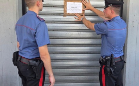 Manerbio: bar chiuso, abituale luogo di ritrovo di persone con precedenti