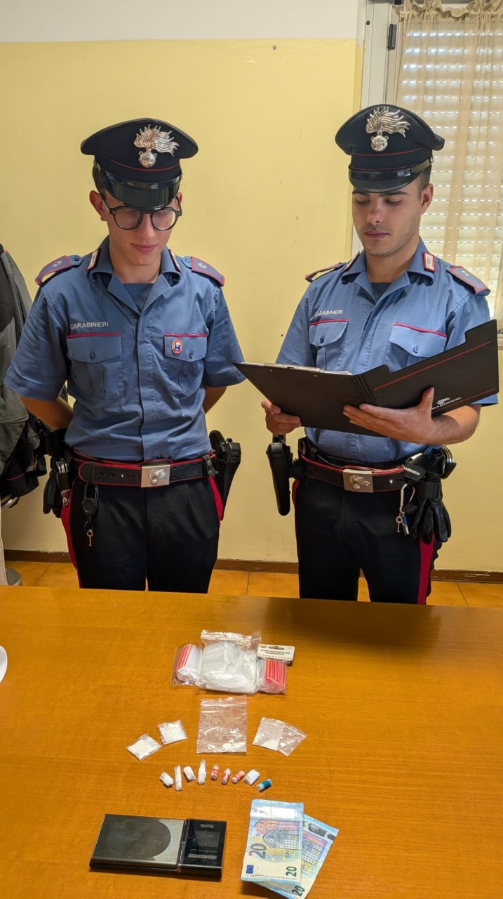 Spaccio di droga: in manette un 53enne di Nave, trovato con 13 dosi di cocaina