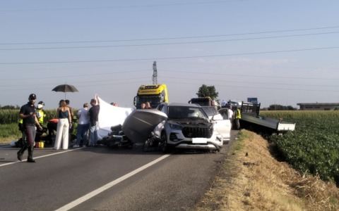 Schianto auto-moto sulla Sp16 a Rovato,  grave un motociclista