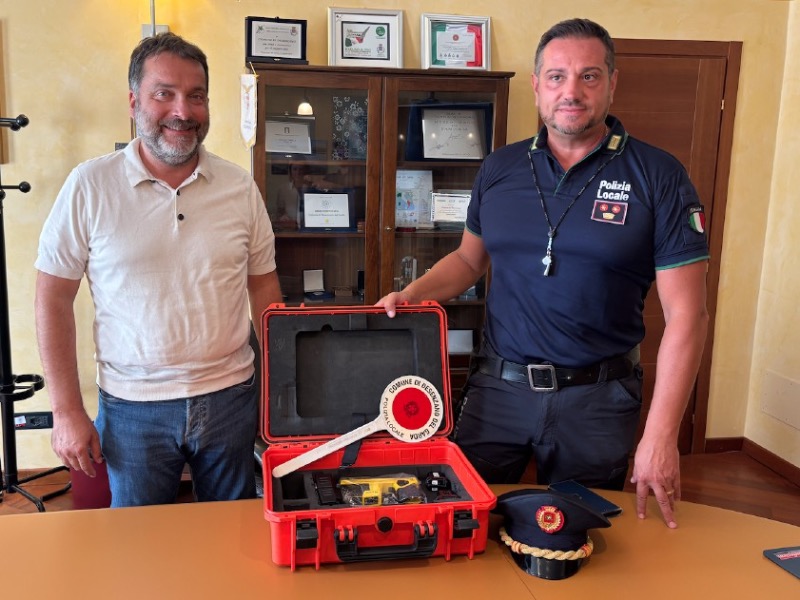 Polizia locale: al via la sperimentazione di sei mesi con i nuovi taser