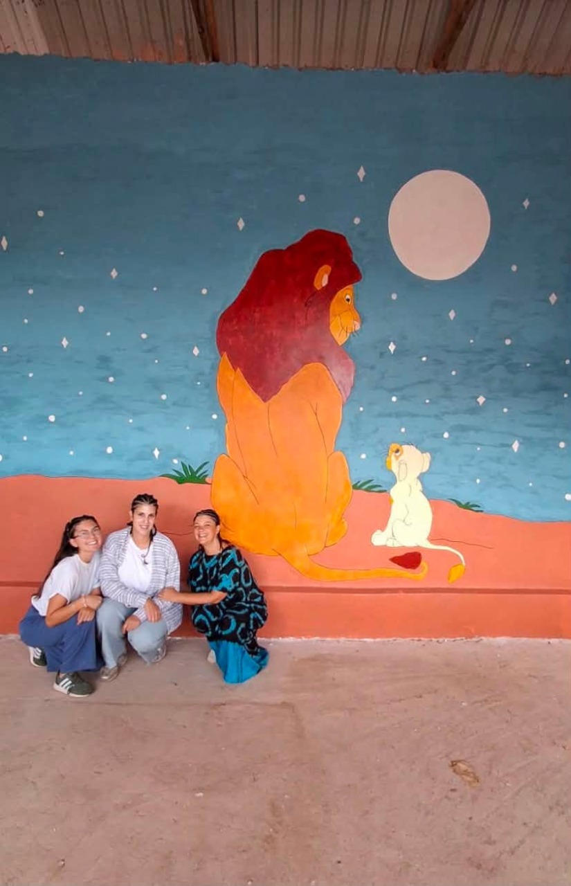 Sam Delacroix vola in Tanzania per regalare la musica ai bambini