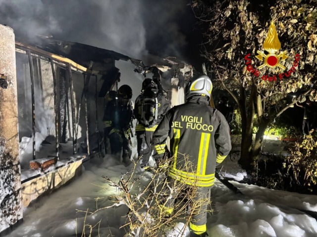 Botticino: scoppia l’incendio nella lavanderia di un’abitazione