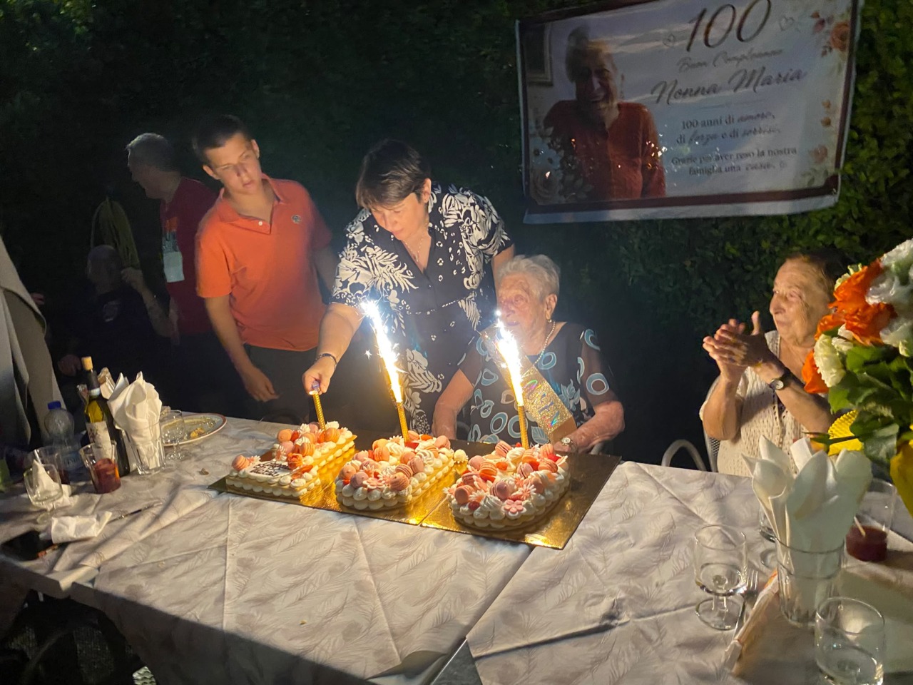 Grande festa per i 100 anni di nonna Maria