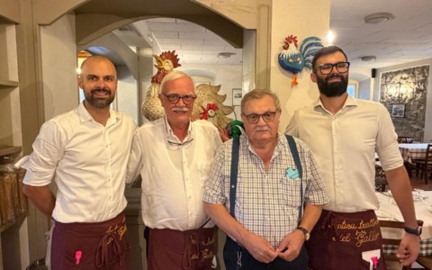 L’Antica Trattoria del Gallo di Clusane entra nella storia: la famiglia Vitali premiata da Regione Lombardia