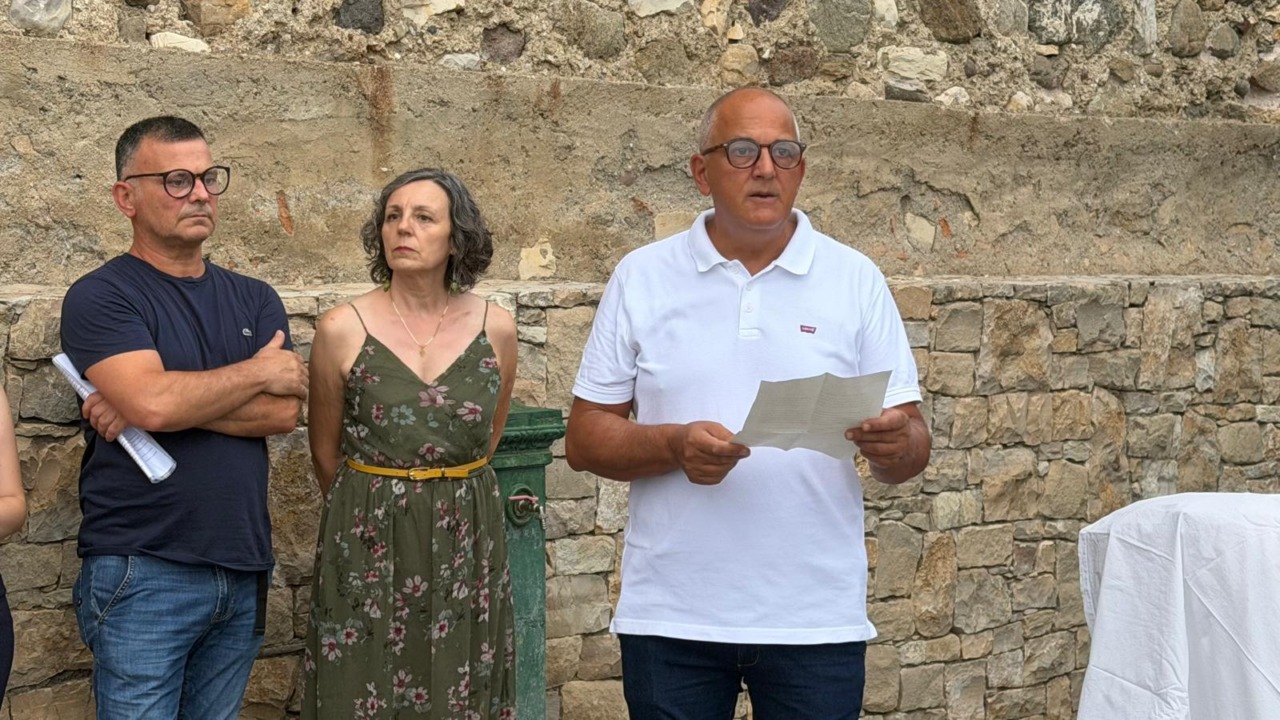 Davide Bregola protagonista di “Scrittori in casa”: a Provaglio la cultura sfida il caldo