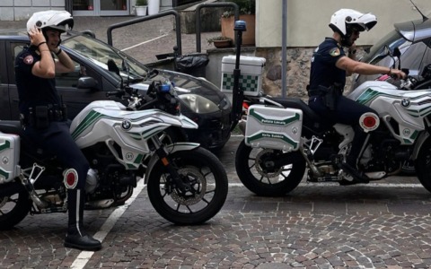 Moto rubata nella notte a Gavardo, la Locale individua i due responsabili