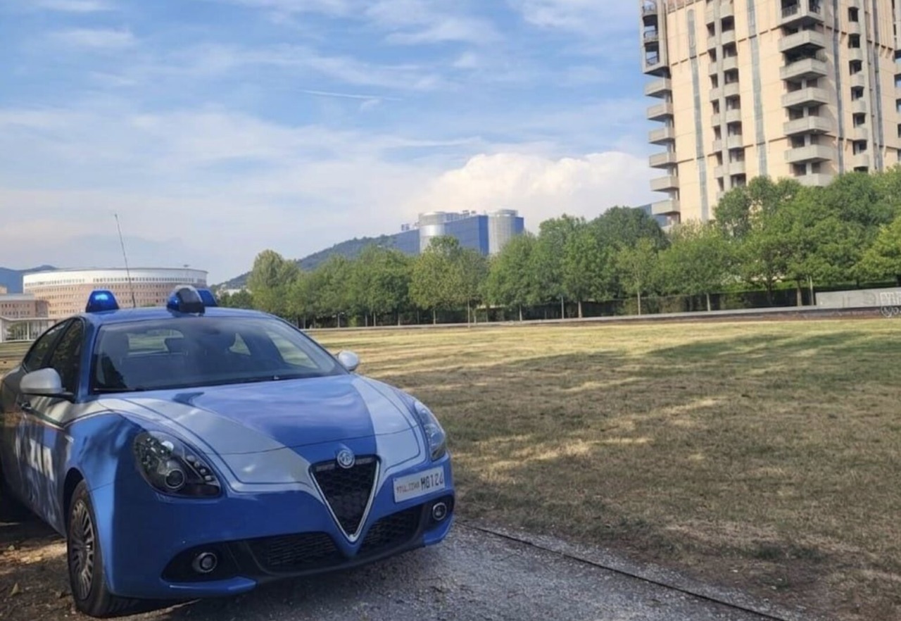 Parco Tarello: colpisce con un bastone un conoscente dopo averlo accusato di avergli rubato il cellulare