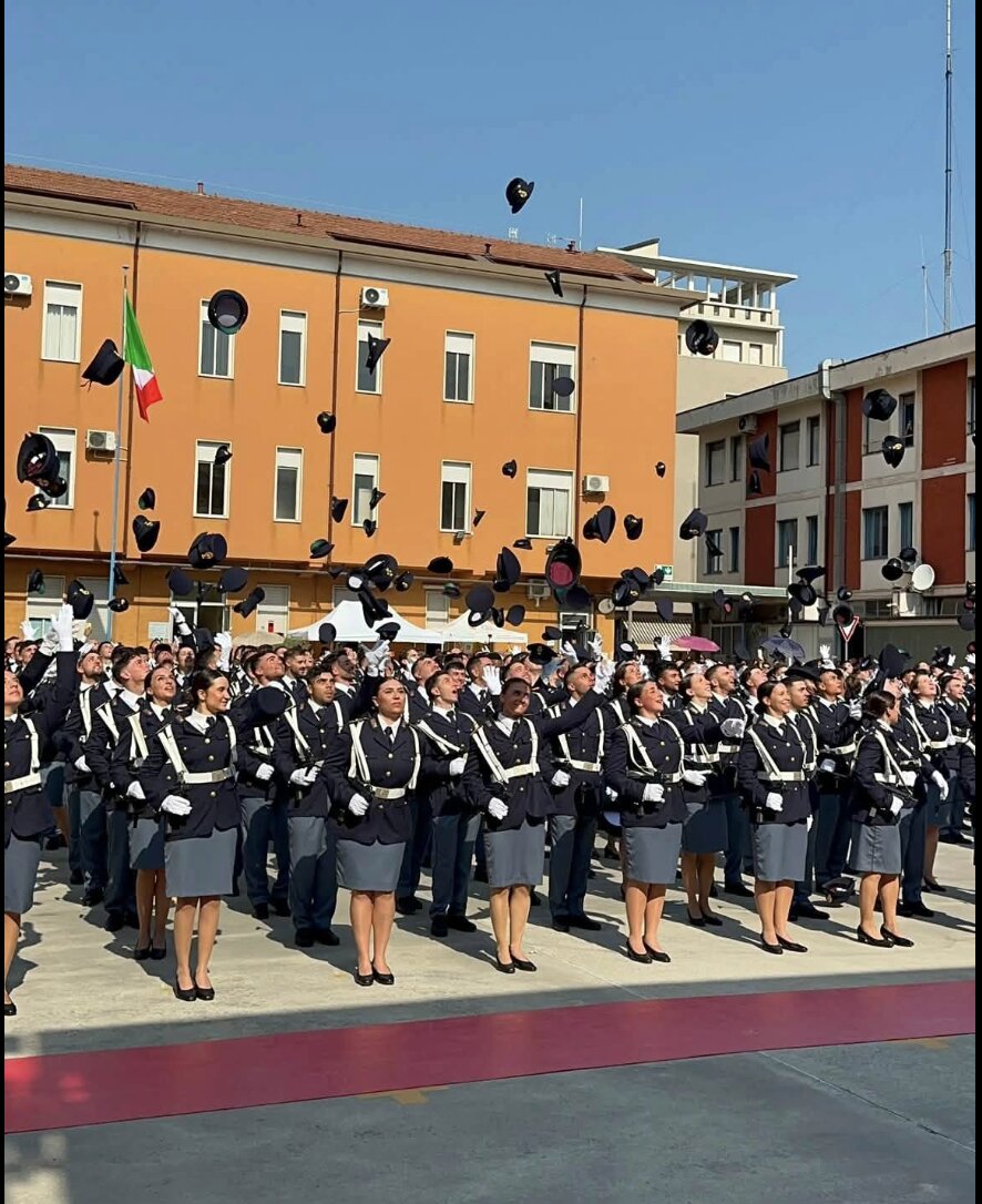 Polizia di Stato di Brescia, 244 allievi agenti hanno giurato fedeltà