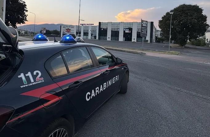 Ferragosto sicuro nel Bresciano: carabinieri in campo con unità cinofila ed elicotteri sui laghi