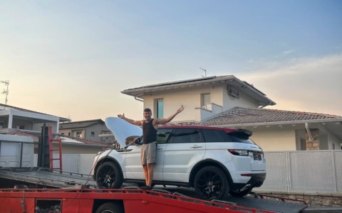 Ha riavuto la sua auto dei sogni dopo la truffa
