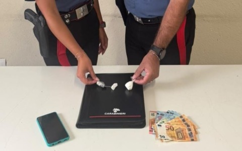 Cocaina, hashish e contanti: in manette un 28enne a Gardone Val Trompia