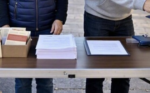 Desertificazione commerciale nel Bresciano: al via la raccolta firme per portare il tema all’attenzione della politica