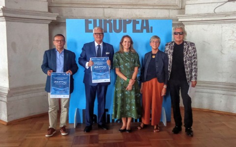 Al Teatro Borsoni “Ever Energy – Luce Vitale”
