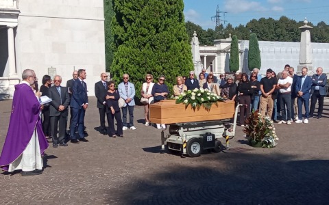 Ultimo saluto a Elena Albini Albini
