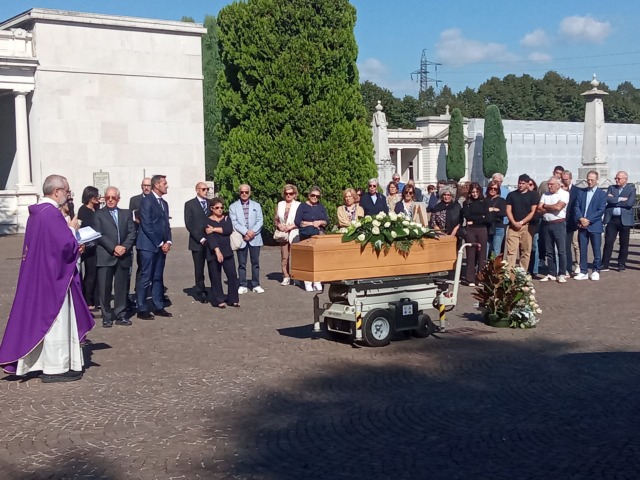 Ultimo saluto a Elena Albini Albini