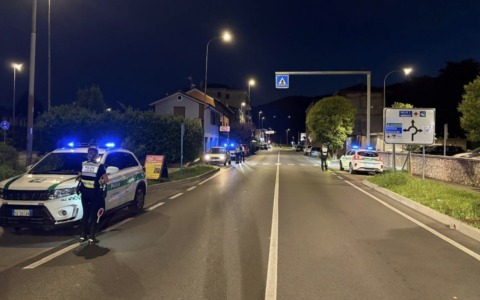 Furto in un supermercato a Villanuova sul Clisi, denunciate anche due persone per droga