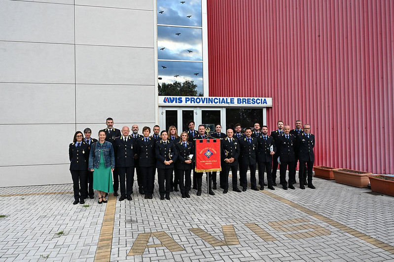 Gli agenti della Polizia Locale di Brescia all’Avis per l’annuale donazione