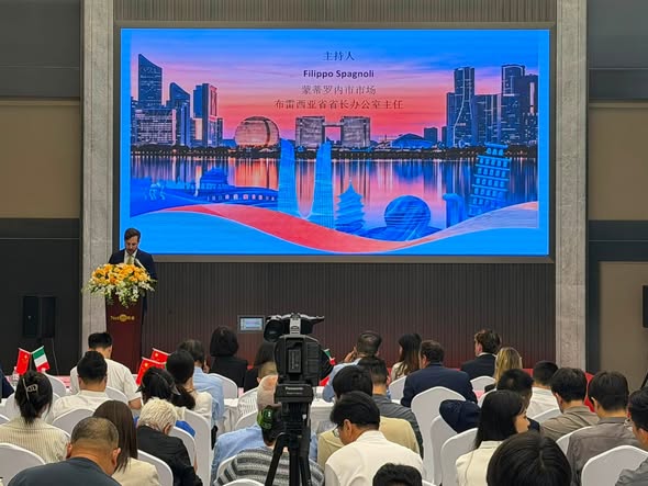 La Provincia di Brescia vola in Cina, Spagnoli: “Una realtà che merita di essere conosciuta”
