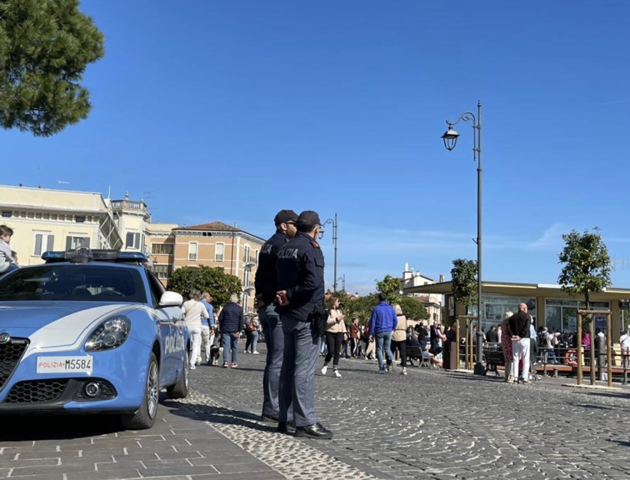 Latitante scovato in un albergo a Desenzano del Garda: in manette un 41enne
