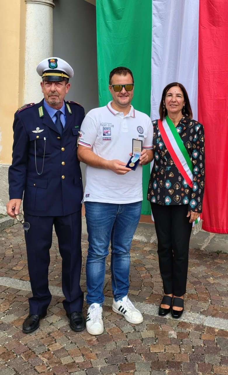 Medaglia d’Onore alla memoria di Giulio Comincioli: alla cerimonia di consegna il nipote Alessandro e la sindaca Chimini