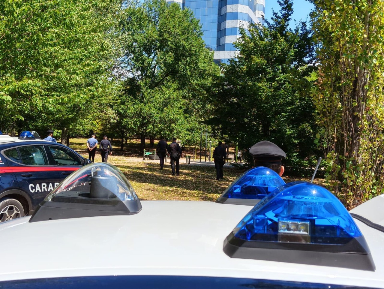 Parchi cittadini a Brescia: 68 persone controllate, 2 giovani denunciati