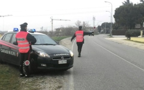 Pirata della strada a Castiglione delle Stiviere, rintracciato dai carabinieri e denunciato