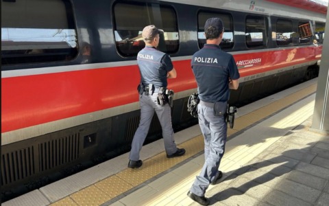 Polfer: in stazione a Brescia identificate oltre 1.700 persone, 8 le denunce